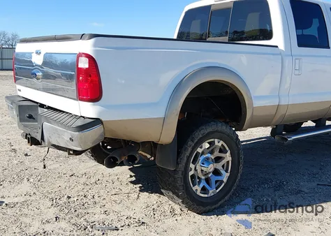 2011 Ford F-250 Lariat z USA, uszkodzony, nr VIN 1FT7W2BT5BEC92573